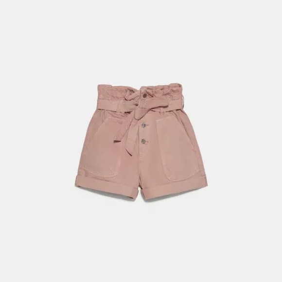 ❌SOLD❌ Zara Paperbag Shorts - Picture 3 of 5